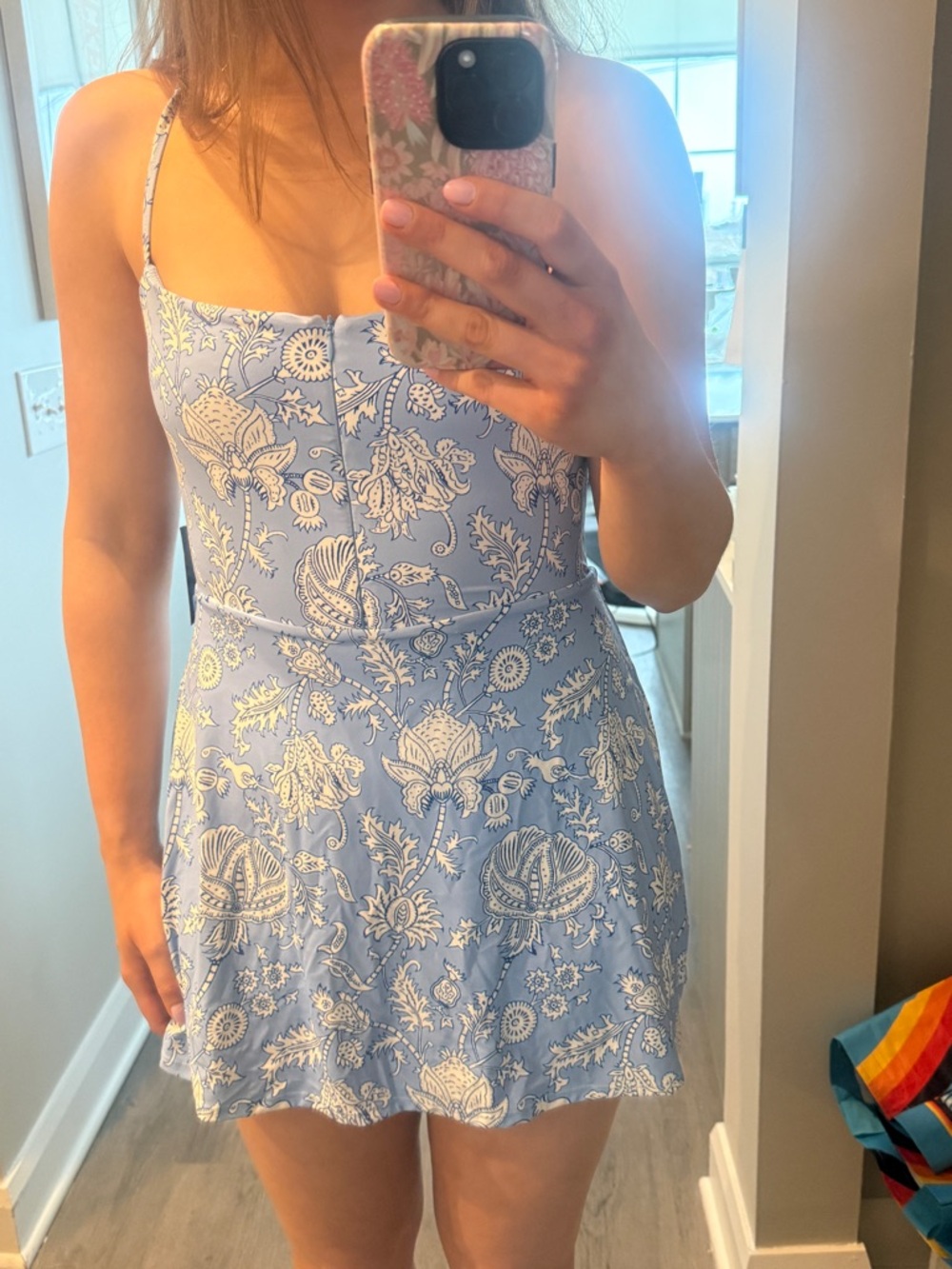 ROLLER RABBIT x TARGET ACTIVE DRESS - Picture 2 of 2